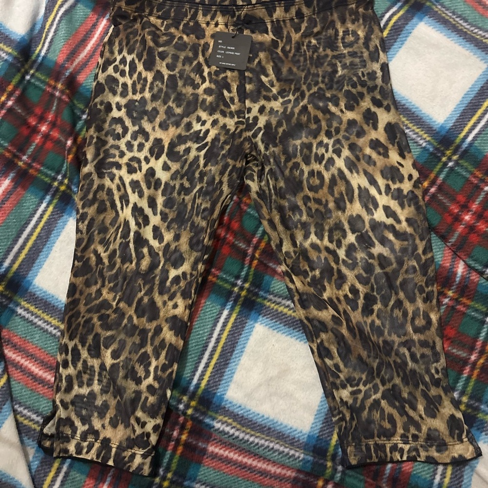Leopard Print capri